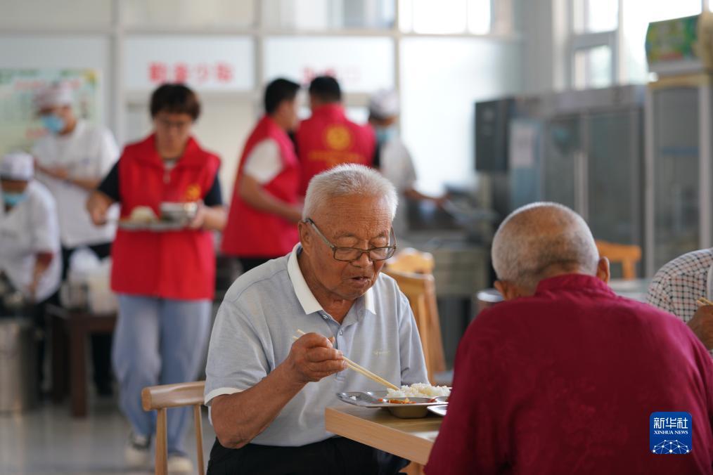 1590巴黎人